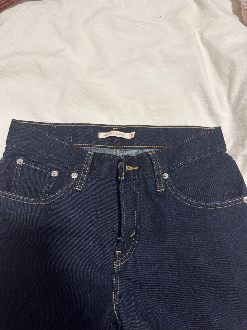 Levi's Dark Blue High-Rise Women's Jeans